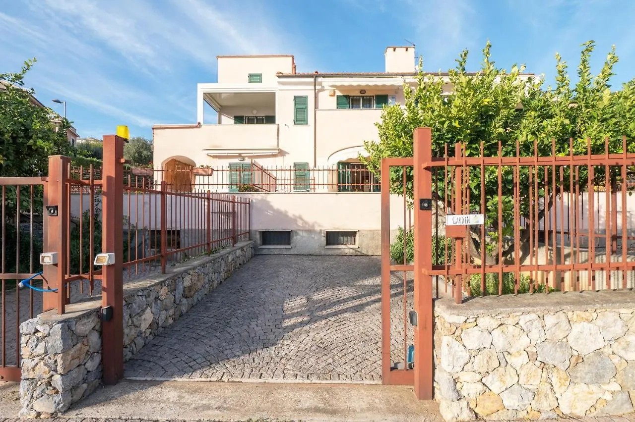 Babyaccommodation Family Garden Borgio Verezzi Italy